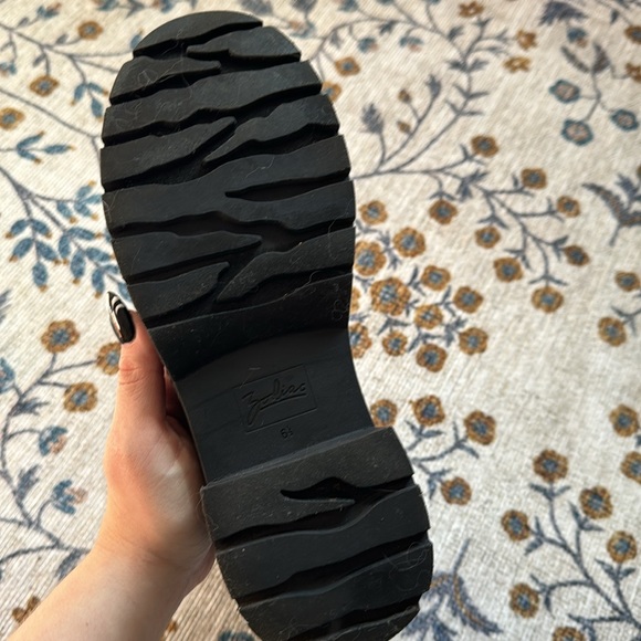 Zodiac | Roxie black platform block heel boots size 6.5 - Picture 3 of 9